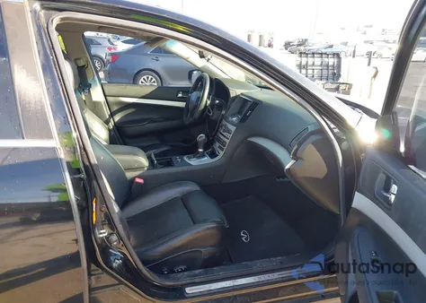 2009 Infiniti G37 Journey z USA, uszkodzony, nr VIN JNKCV61E89M301034